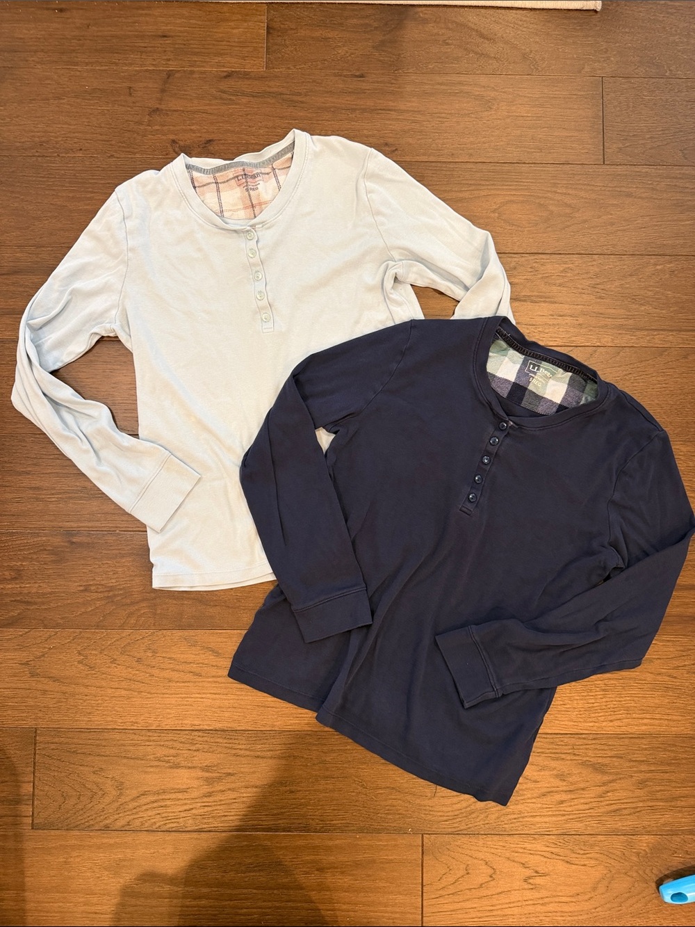 L.L. Bean Henley Long-Sleeve Tops - Navy and Light Blue Size Small - C76-078